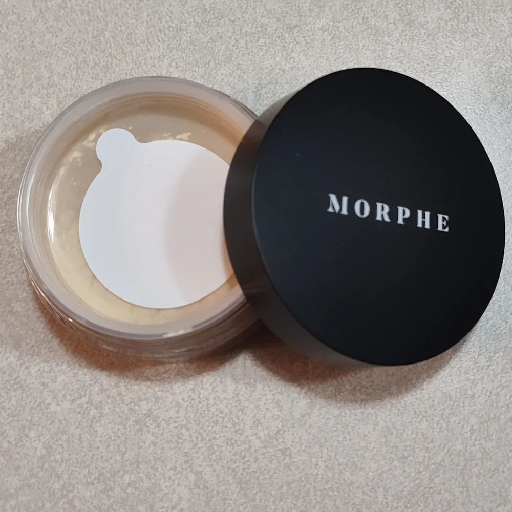 MORPHE ~ BAKE & SET SETTING POWDER in BANANA ~ NIB
